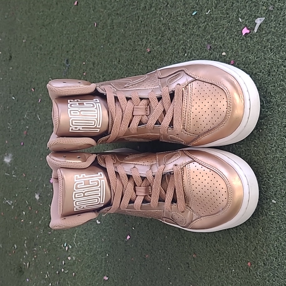 Nike Son of Force Rose Gold Woman's size 8